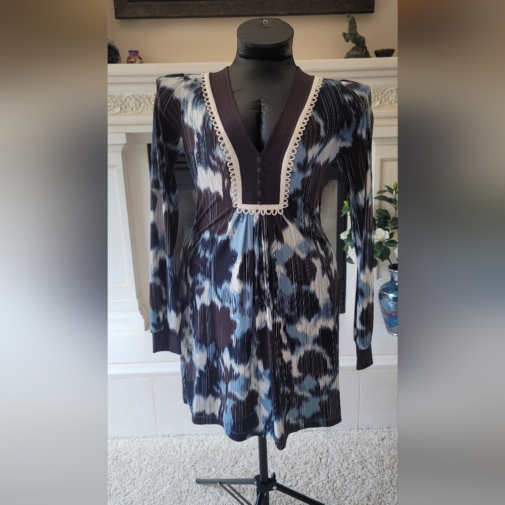 BCBGMaxAzria Long Sleeve Dress in Blue and Black
